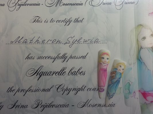 Décorations en aquarelle - les poupées